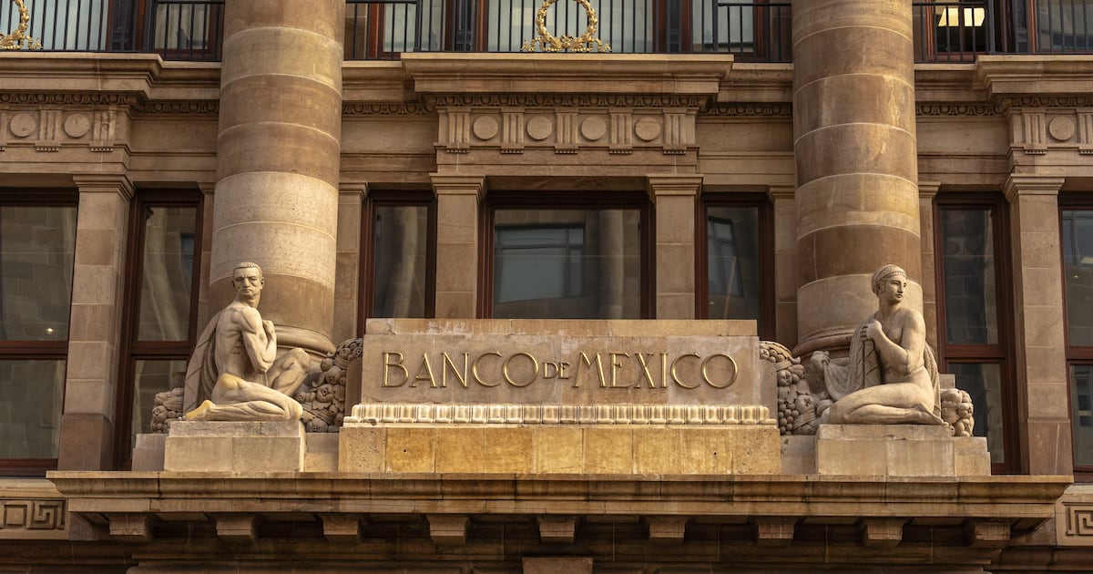 Aumento del IEPS sí pegará a la inflación en México: Estos son los pronósticos del Banxico
